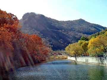 新澳门二四六天天开奖，勾海峰